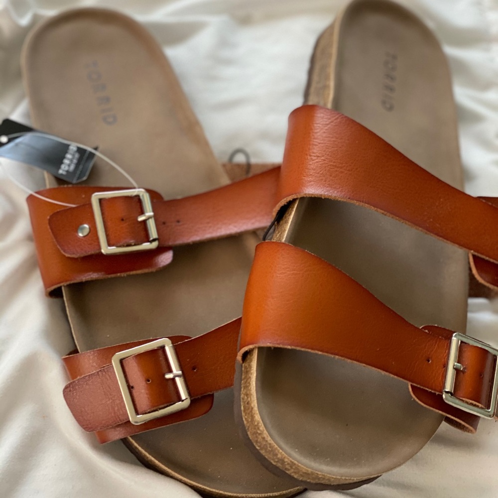 - ☀️NWOT Torrid Sandals